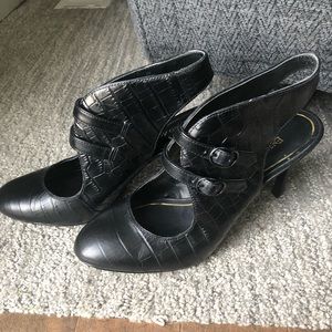 👕👖Enzo Angiolini black Sling Back Sandal Sz. 8